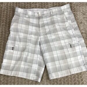 Greg Norman‎ for Tasso Elba Men's Golf Shorts 34X10 Plaid Zip Cargo Pocket